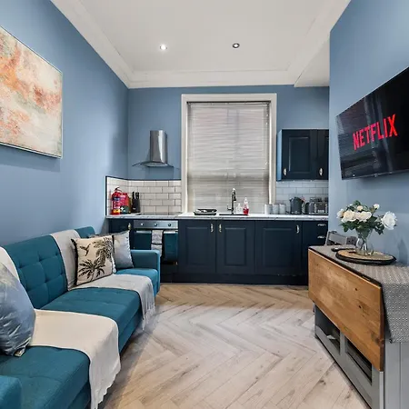 Appartamento Stunning In - Private Garden Terrace Whitby