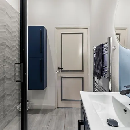 Stunning In - Private Garden Terrace * Whitby