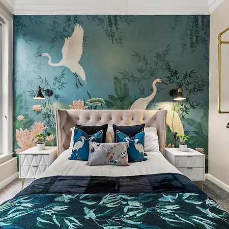 Stunning In - Private Garden Terrace